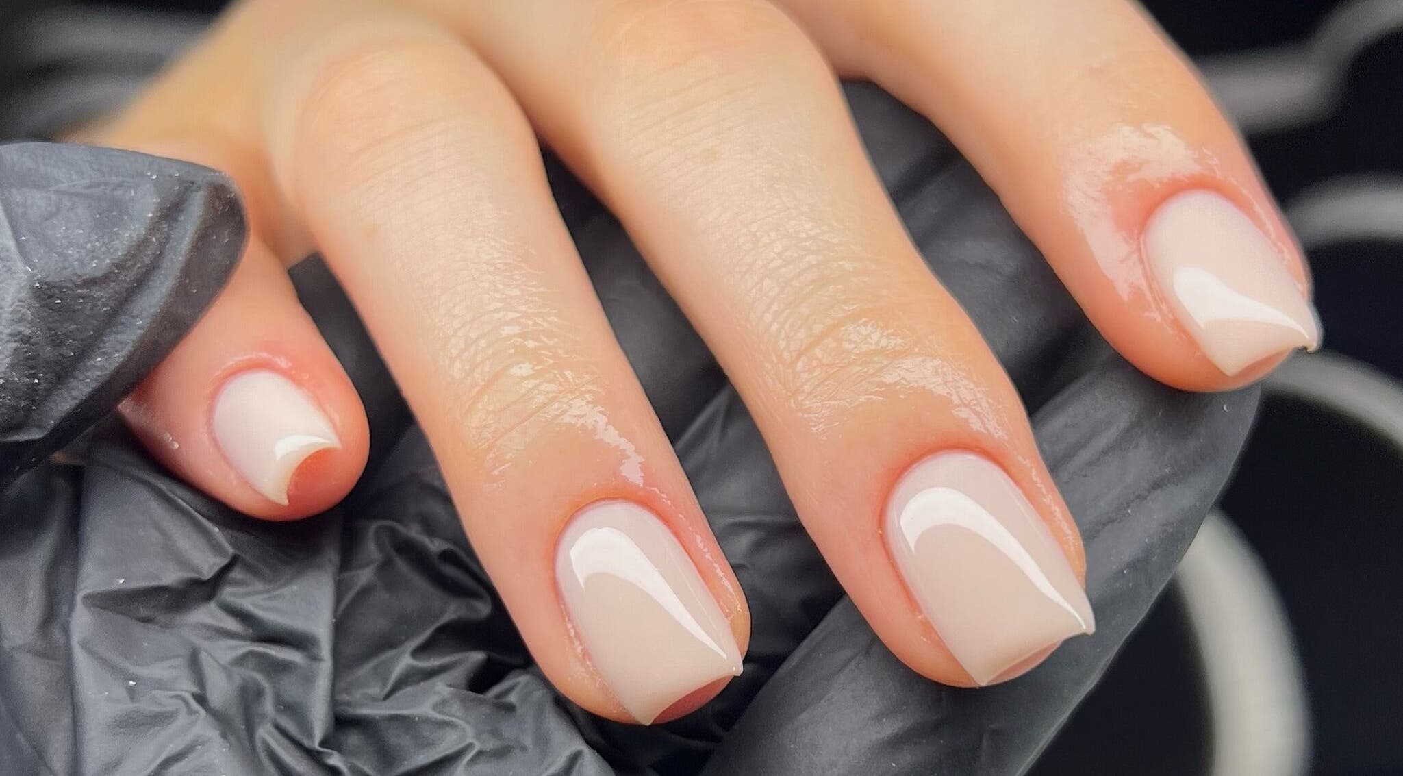 Freshly manicured nails at Byleahhm in Osgodby, England, GB, showcasing elegant nail design.