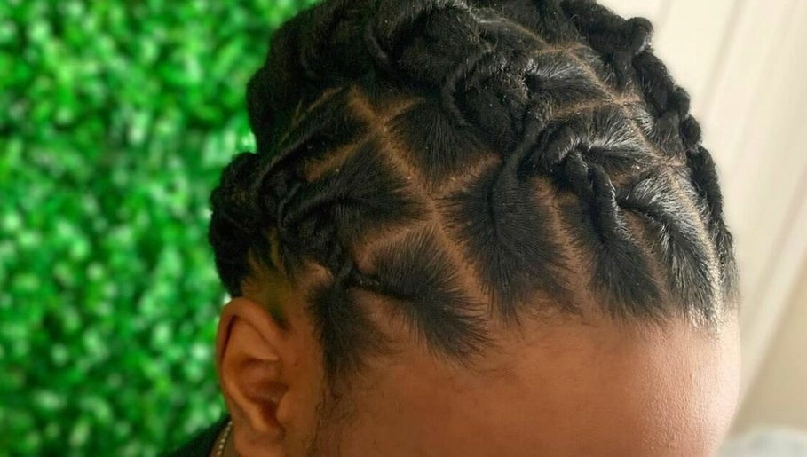 Εικόνα Signature Locs Salon PEI 1