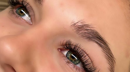 Lanky_Lashes, bilde 2