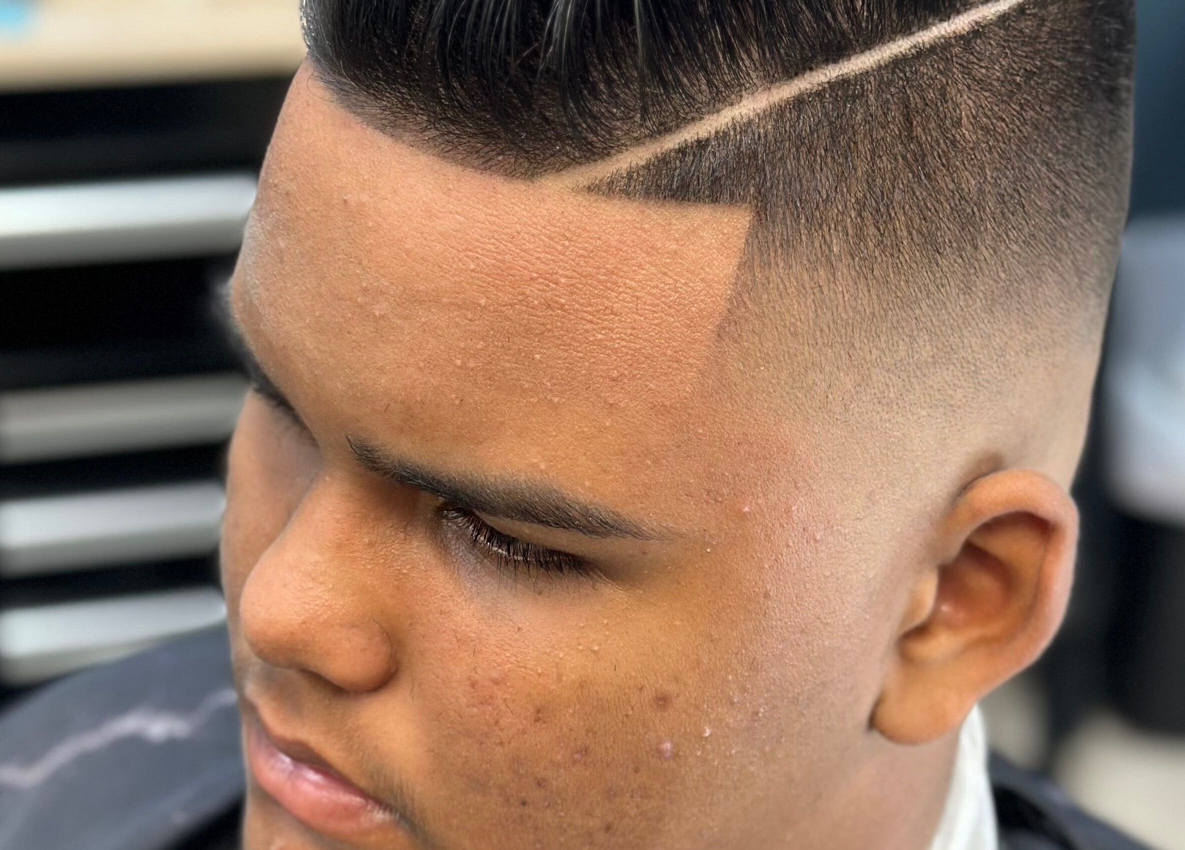 Close-up of a precise haircut at Polanco Barber, Humacao, Humacao, PR, showcasing expert styling.