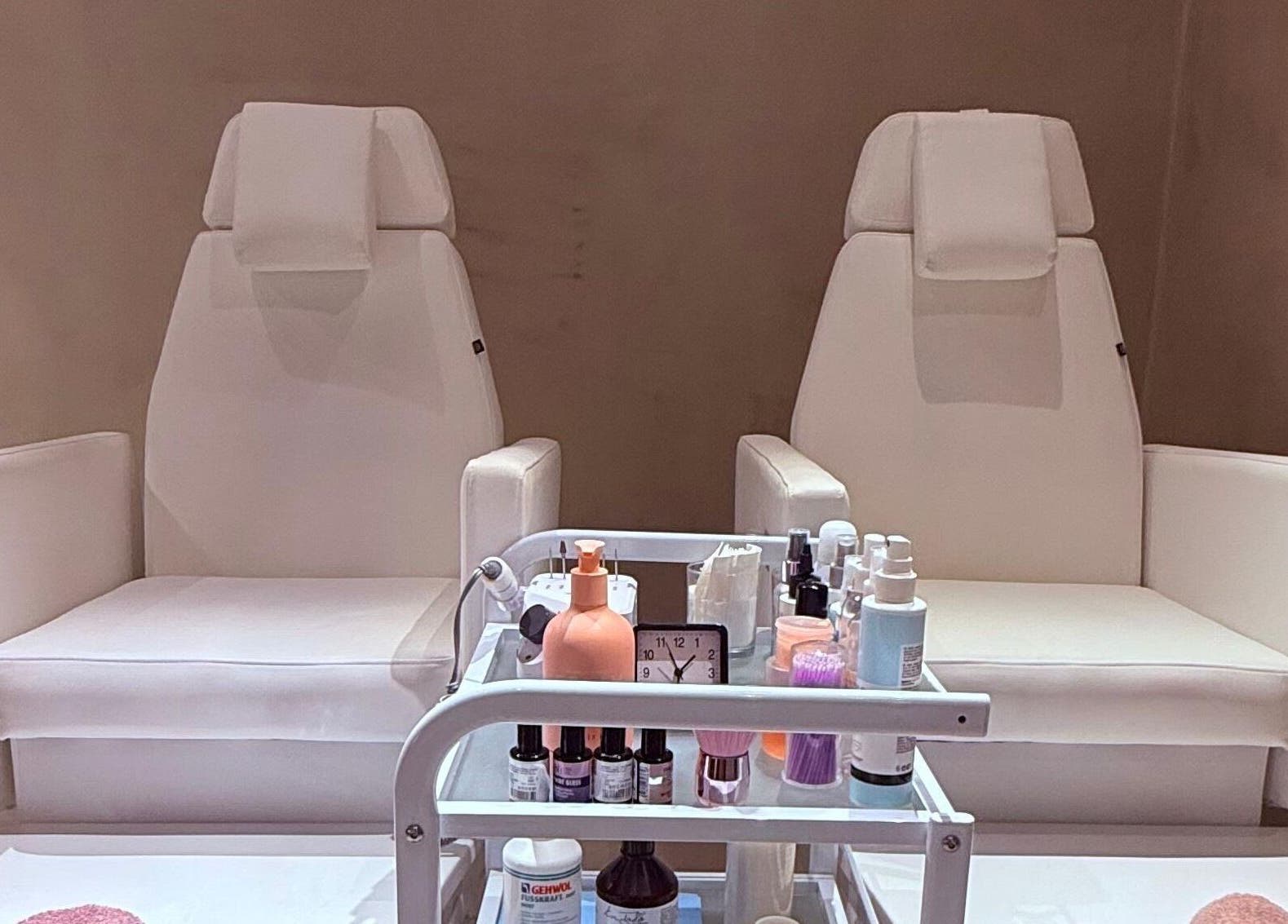 Elegant spa chairs and treatment cart at Bombshell Beauty Malta in Tas-Sliema, MT for relaxing beauty services.