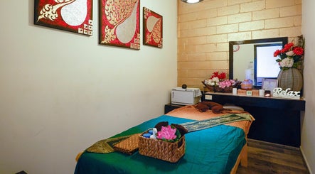 KM Thai Massage and Beauty