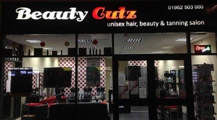 Εικόνα Beauty Cutz 3