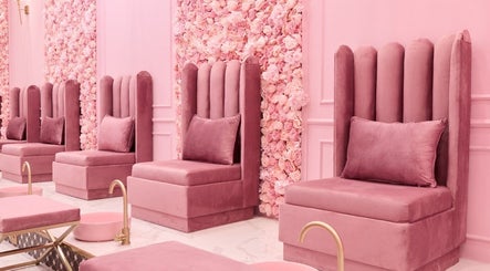 Luxurious pink seating area at BOA Beauty Bar Plumstead, Cape Town, Western Cape, ZA.