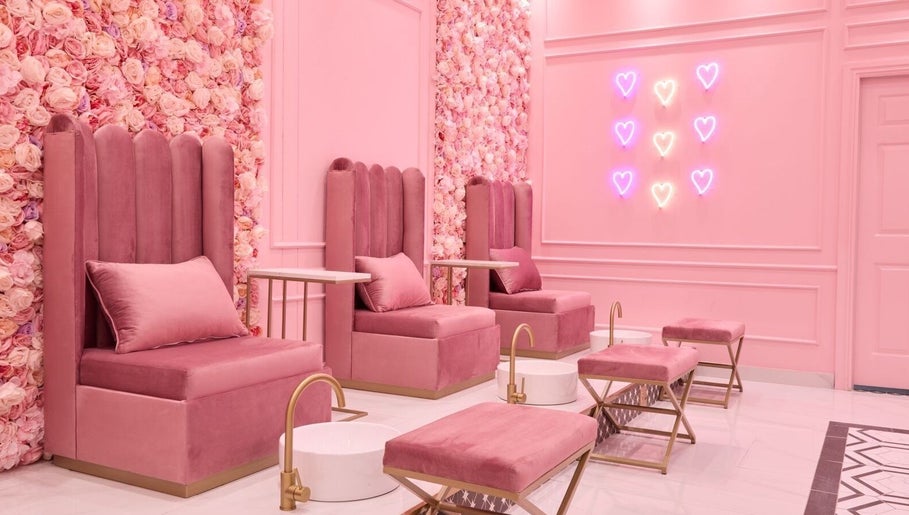 Luxurious pink lounge at BOA Beauty Bar Breast Cancer Awareness Pop Up, Cape Town, Western Cape, ZA.
