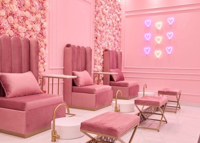 Luxurious pink lounge at BOA Beauty Bar Breast Cancer Awareness Pop Up, Cape Town, Western Cape, ZA.