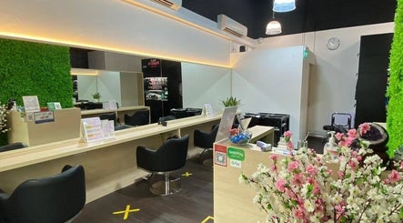 Emerald Hair Studio (Seletar) image 3