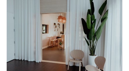 Jencare Skin Farm & Day Spa 