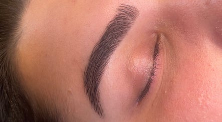 Brows by Jacinta Lourdes (Home Salon)