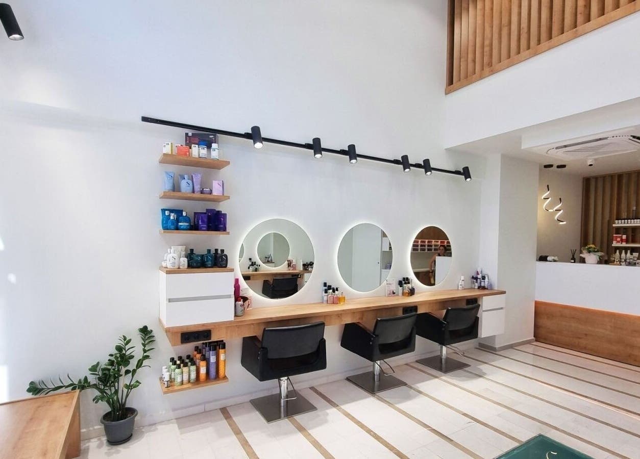 Η εσωτερική διακόσμηση του Strataras, Ηράκλειο, GR, εντυπωσιάζει με σύγχρονο και κομψό σχεδιασμό.