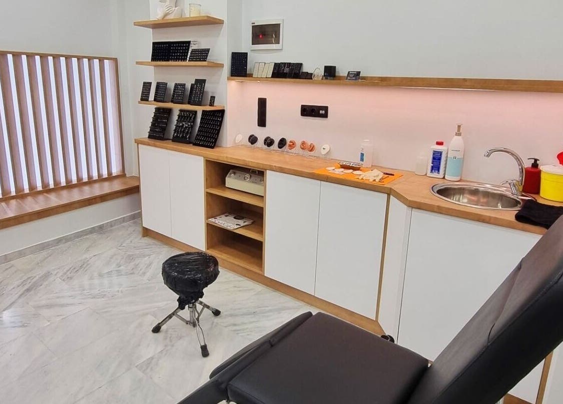 Ανεπιτήδευτος χώρος στο Strataras, Ηράκλειο, GR με καθαρή αισθητική και σύγχρονες εγκαταστάσεις.