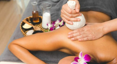 Charleston Thai Massage image 2