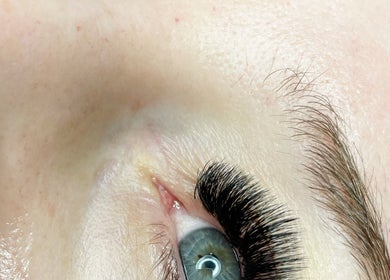 Close-up of elegant lashes at Sculpture Tech Lash and Nail Artistry in Kingsburgh, Kwazulu-natal, ZA.