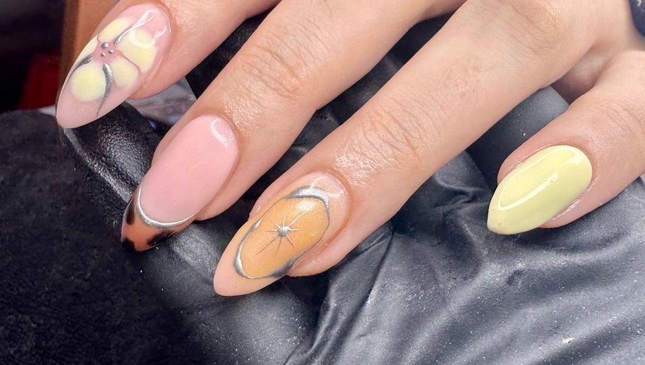 Immagine 1, Nails by Danielle