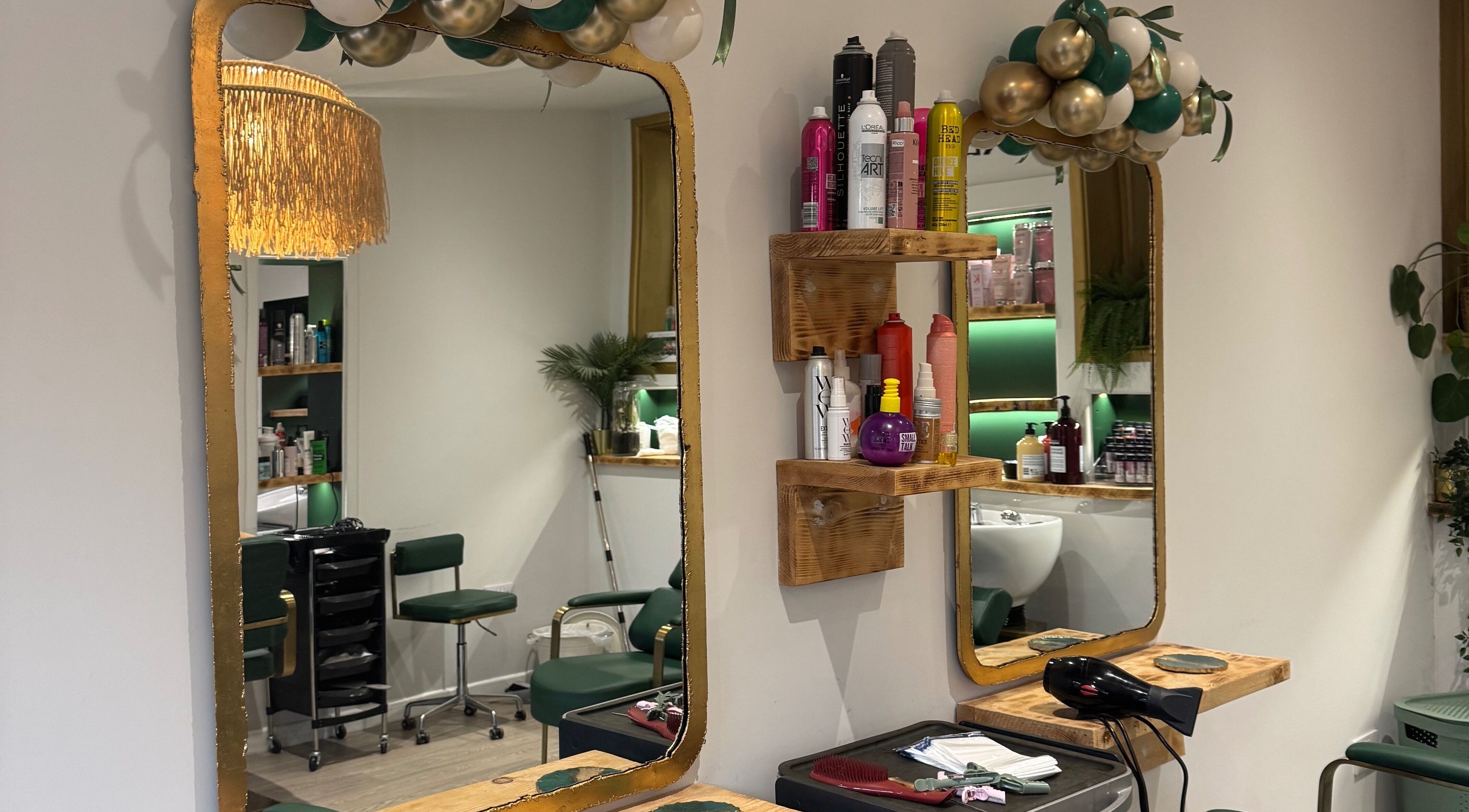 Eom Hair at Salon 29 showcases elegant styling stations in Saffron Walden, England, GB.