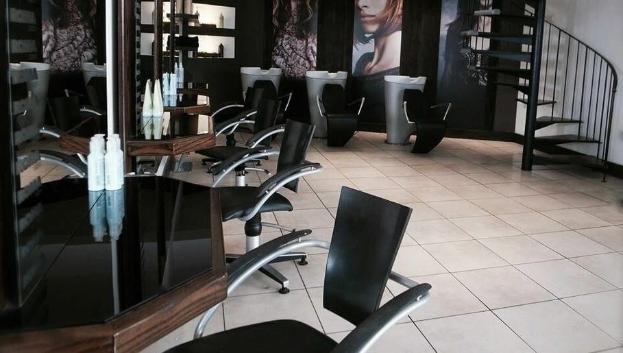 Immagine 1, Roma Hair Salon Aveda