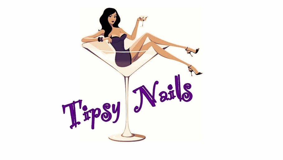 Tipsy Nails imaginea 1