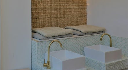 Blow Studio By DC image 2