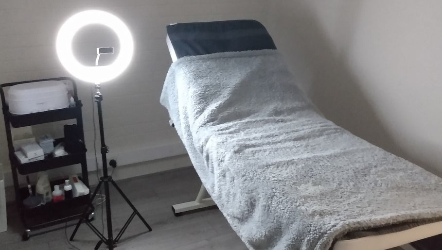 Tanning room at Sunkissed Tanning & Beauty in Ballymoney, Northern Ireland, GB, equipped with a modern ring light.