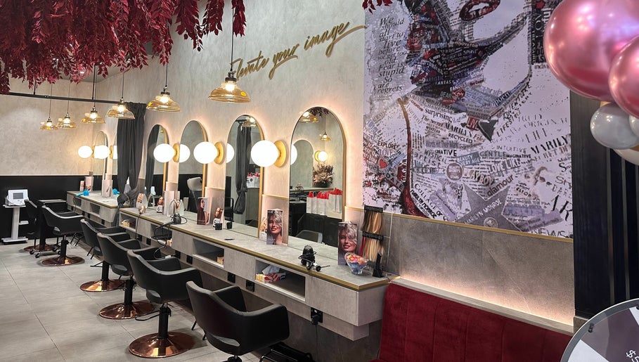 Εικόνα Colour Loft Hair & Beauty Liverpool 1