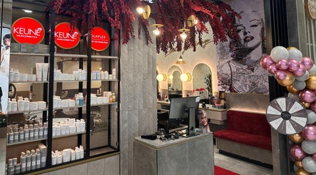 Εικόνα Colour Loft Hair & Beauty Liverpool 2