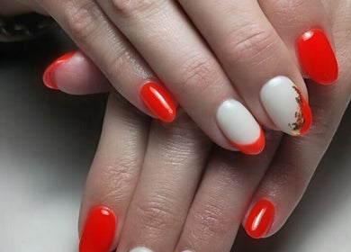 Stylish red and white nail art at Demure Nails by Maylene, Kariega, Eastern Cape, ZA.