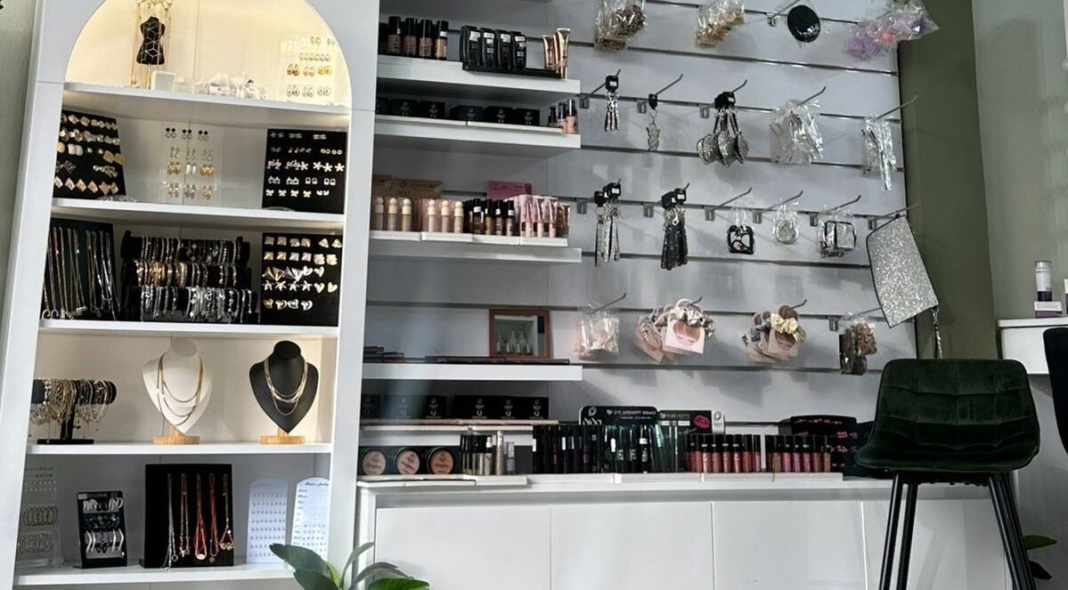 Κοσμήματα και καλλυντικά στο Mixcoco Ηράκλειο Κρήτης, Ηράκλειο, GR.