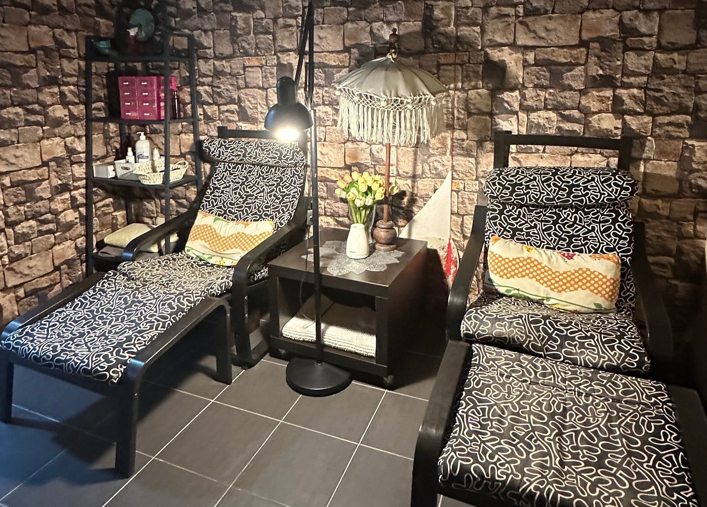 Cozy relaxation chairs at Tulip Spa and Beauty Seri Iskandar, Seri Iskandar, Perak, MY.