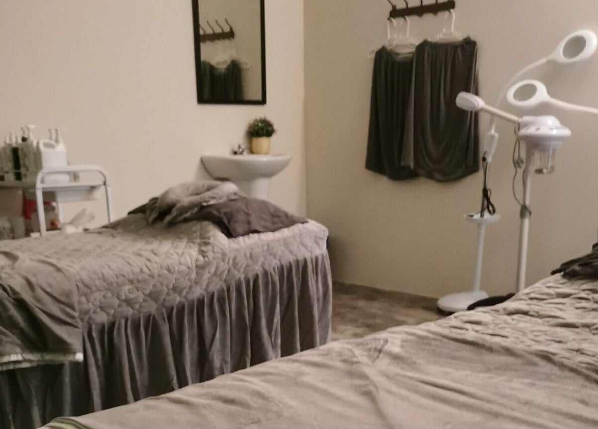 Treatment room at Tulip Spa and Beauty Seri Iskandar, Seri Iskandar, Perak, MY with cozy massage tables.