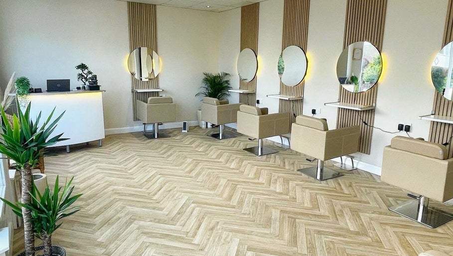 Clare Elizabeth Hairdressing image 1