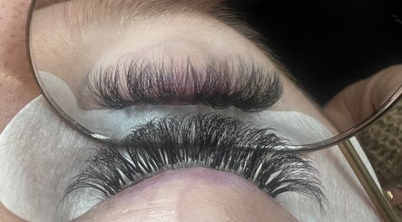 Close-up of lash extensions at Blush beauty studio, Henfield, England, GB.