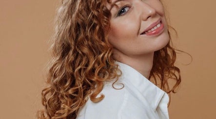 Immagine 3, Curl Friend