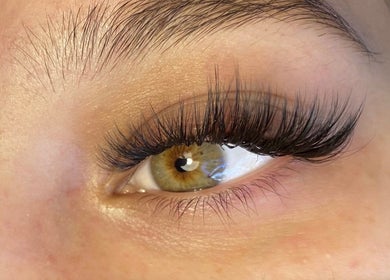 Close-up of elegant eyelash extensions at Mediskin - Liverpool in Prescot, England, GB.