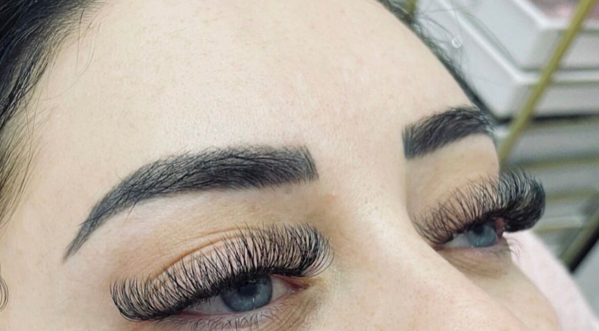 Close-up of eyelash extensions at Mediskin - Liverpool in Prescot, England, GB. Enhancing natural beauty.