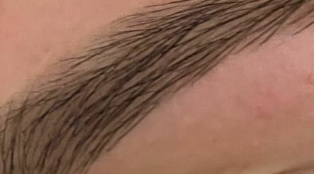 Lashes&brows by Becca image 3