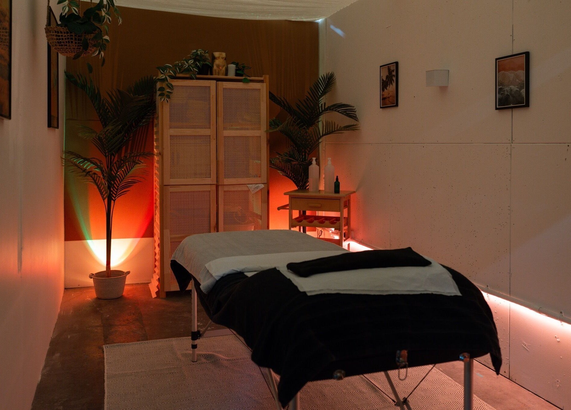 Tranquil massage room at Wax Pot London, showcasing a serene ambiance in London, England, GB.