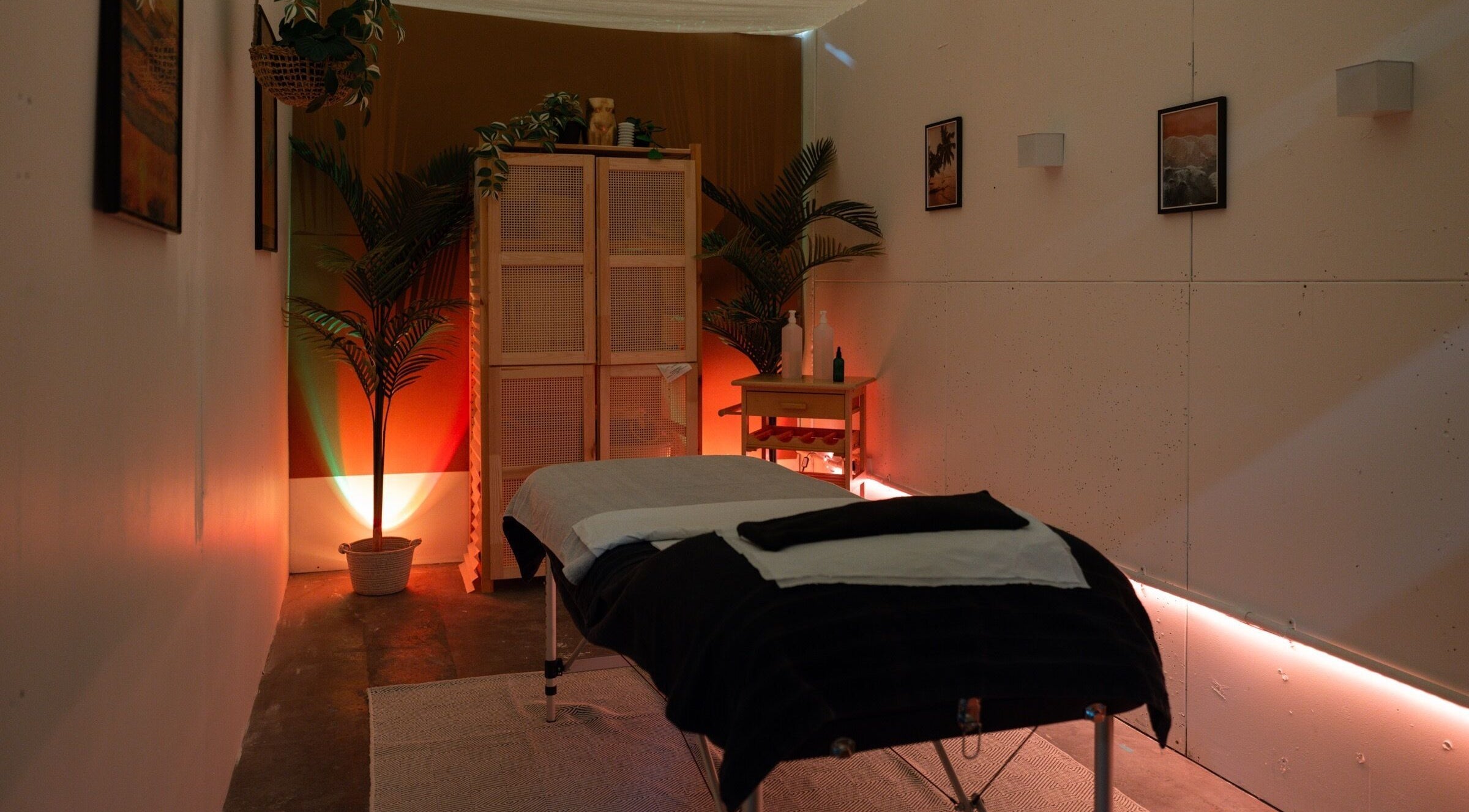 Tranquil massage room at Wax Pot London, showcasing a serene ambiance in London, England, GB.