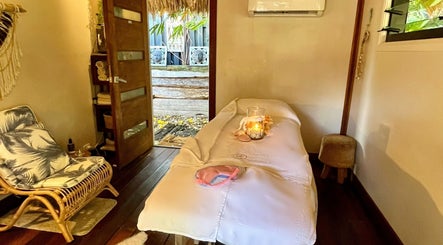 Imagen 2 de Lil’Ohana Massage - Tropical Escape without the flights