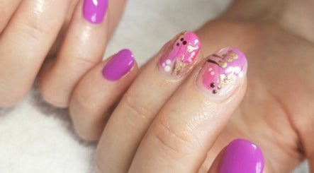 Immagine 3, Lucy Sedgwick Nails