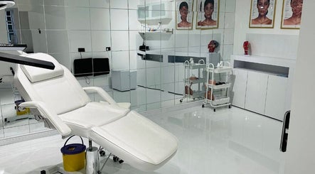 Pretty Simple Aesthetics & Skin Clinic Witney