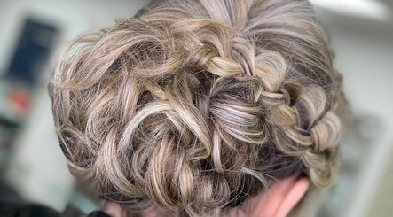 Thistles by Bethany Danielle Hair afbeelding 2