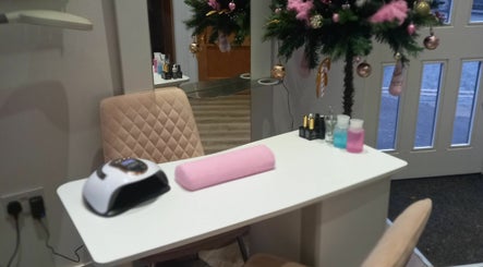 AJ Beauty and Massage (The High Street Clinic) image 2