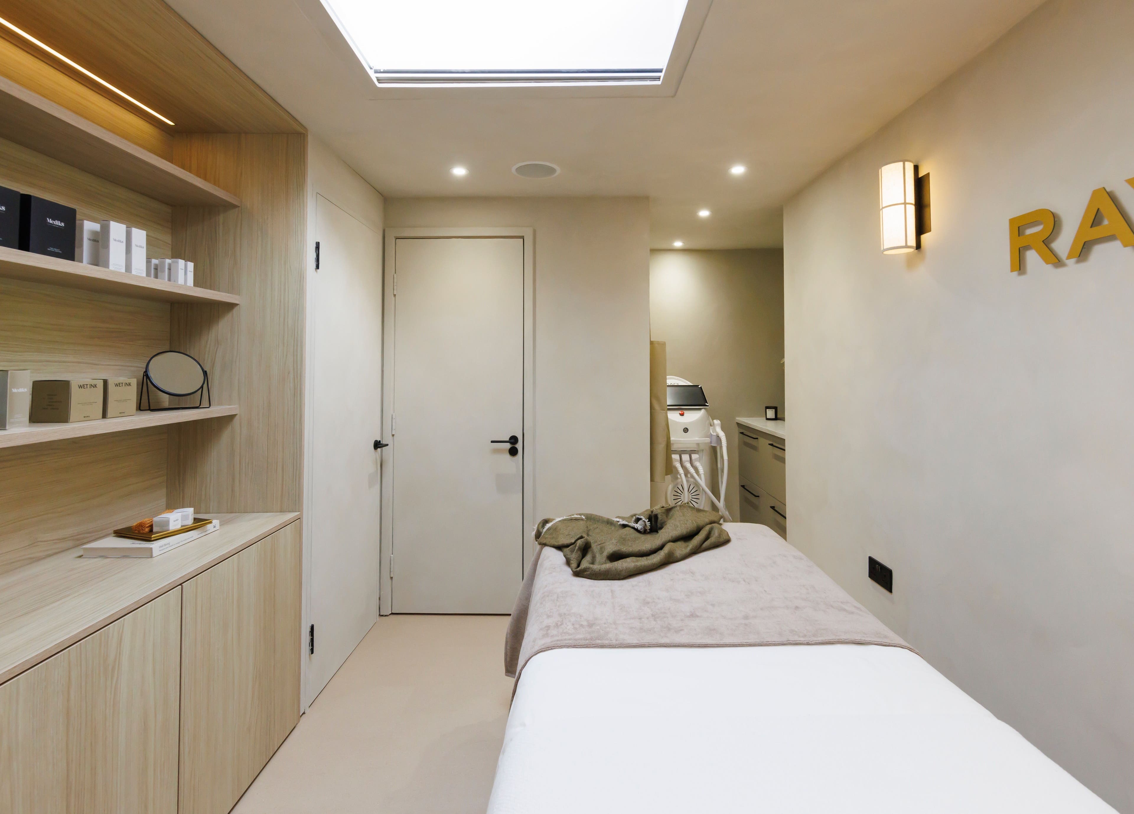 Calm and inviting treatment room at Raya Clinic - Skin, PMU & Aesthetics in Havant, England, GB.