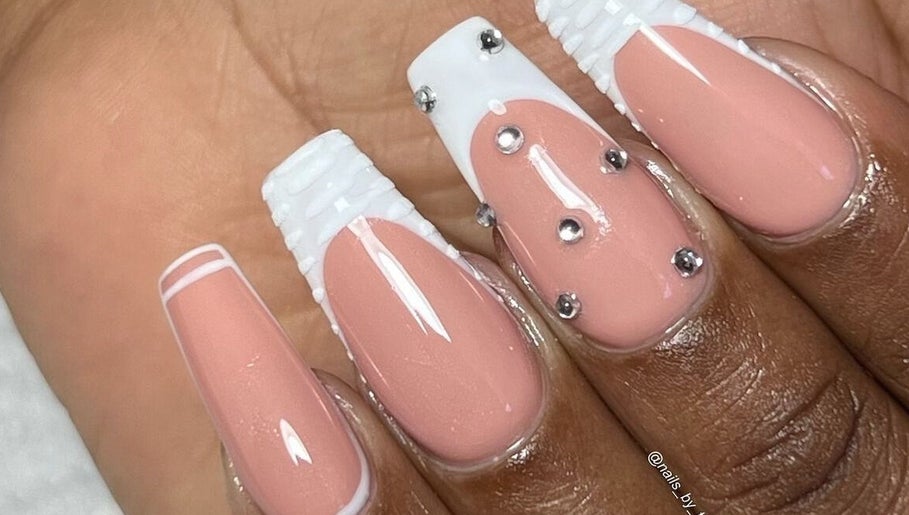 Nails by Taamba obrázek 1