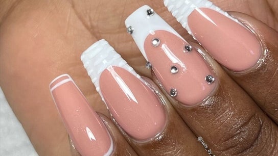 Nails by Taamba