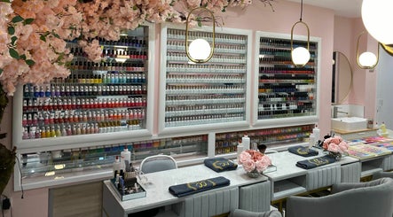 CC Nails & Beauty Whitefield – obraz 3