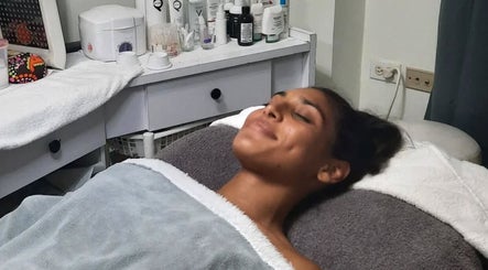 Debra's Skin Care Clinic