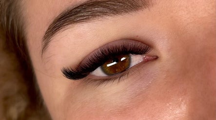Image de Cammi_P Lash Artistry 3