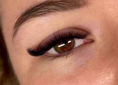 Close-up of expertly done eyelashes at Nava Lash & Nail Artistry, Roodepoort, Gauteng, ZA.