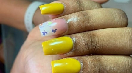 Mpire Nails by Moya image 2